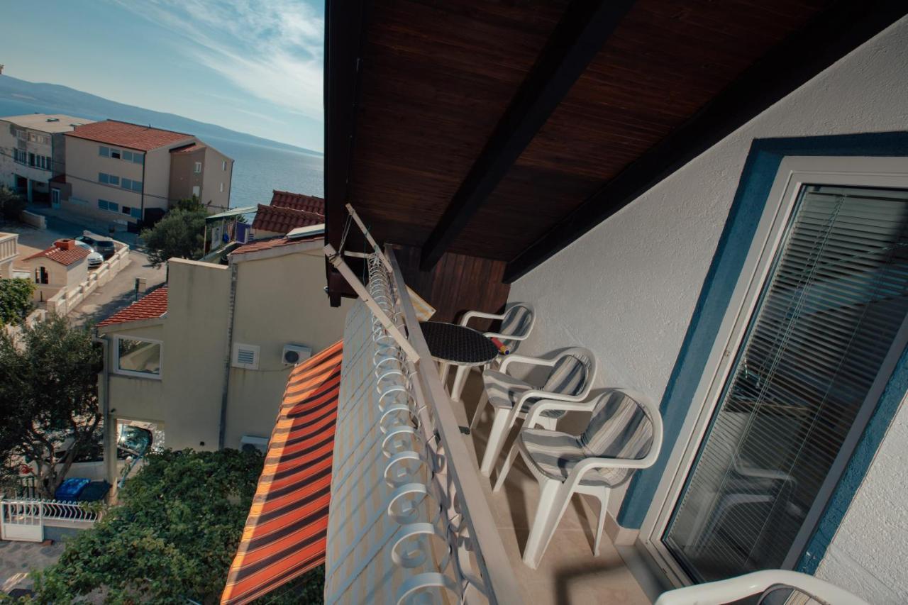 Apartmani Miljak Omiš Esterno foto