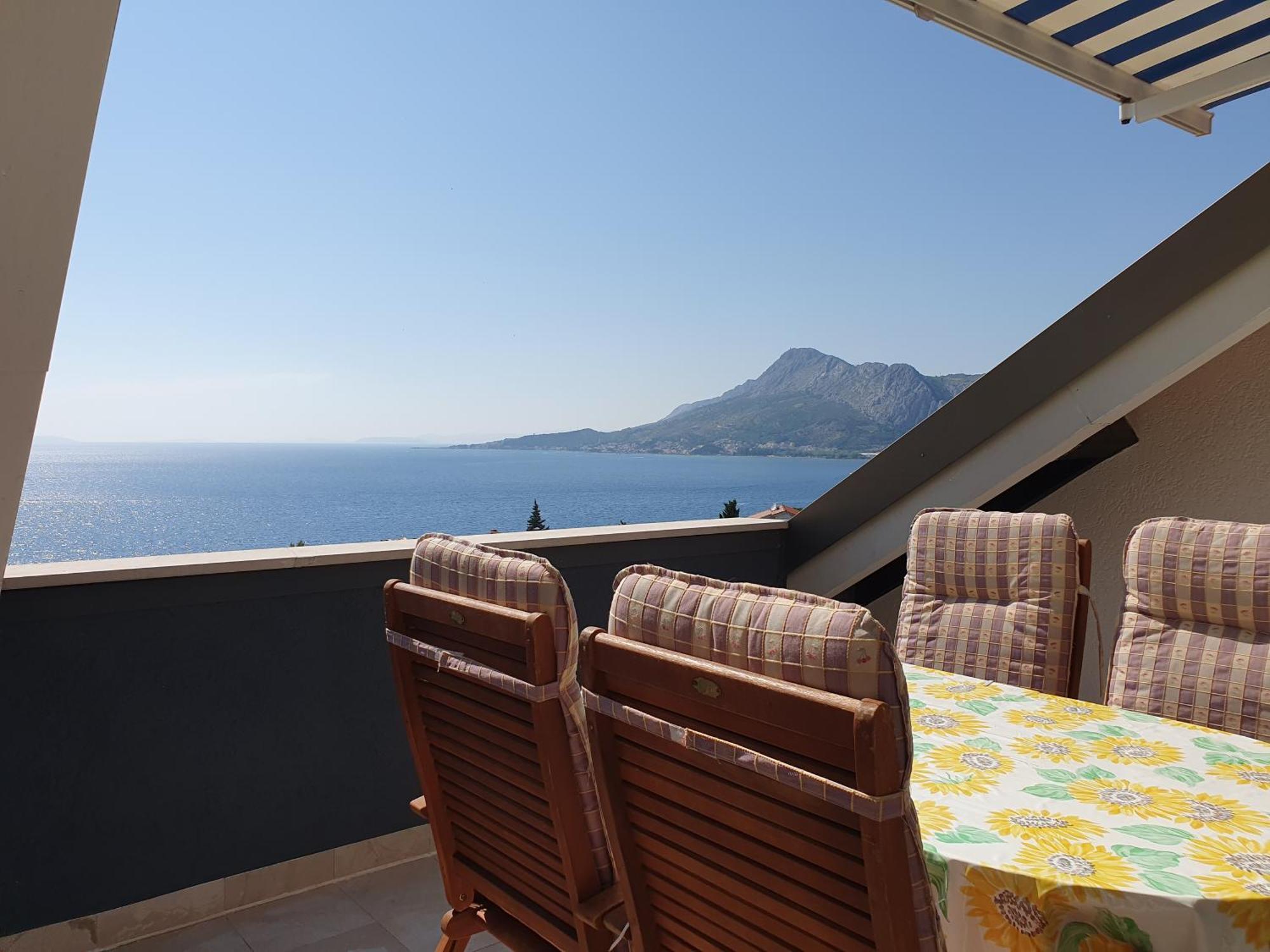 Apartmani Miljak Omiš Esterno foto