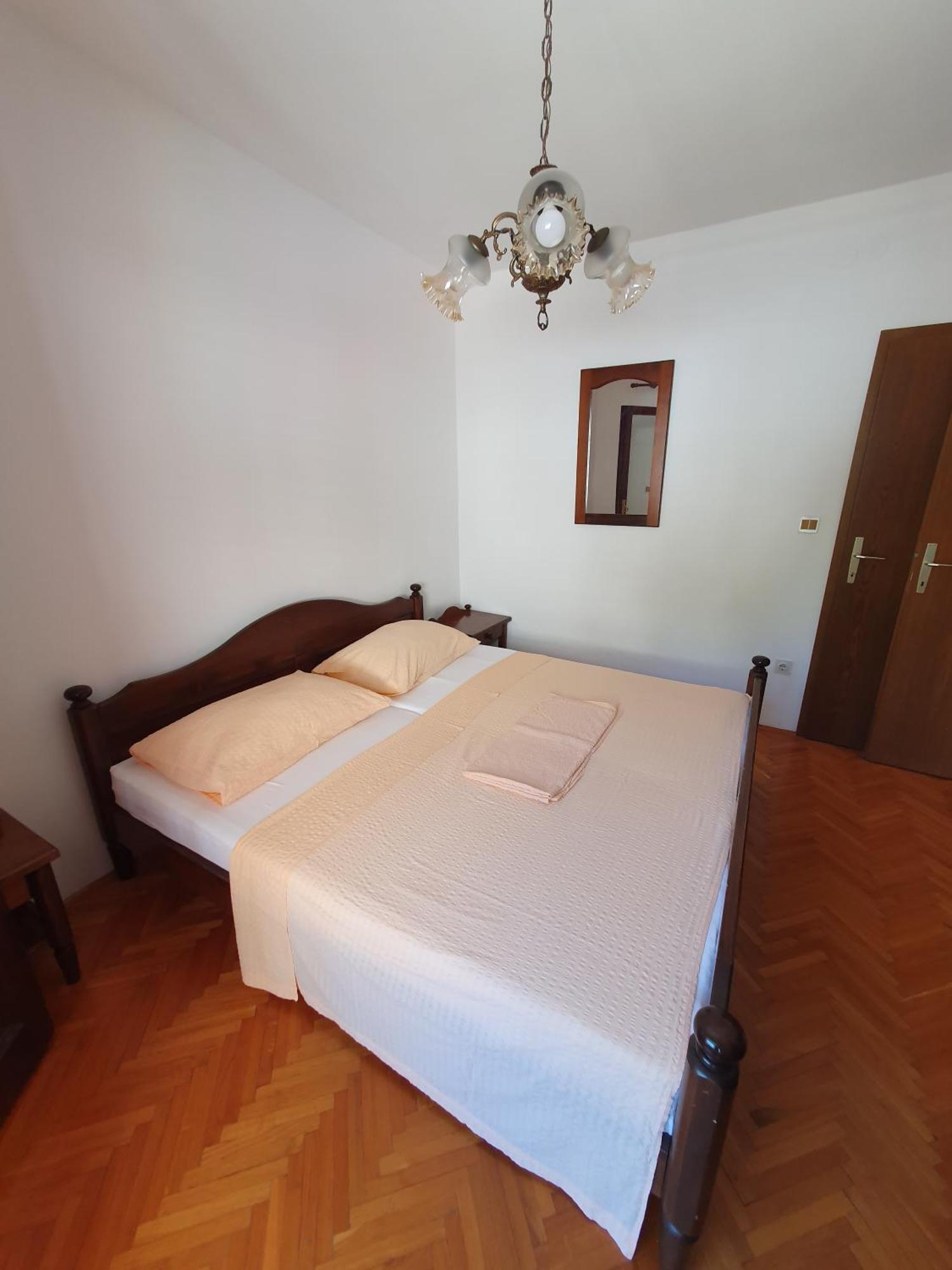 Apartmani Miljak Omiš Esterno foto