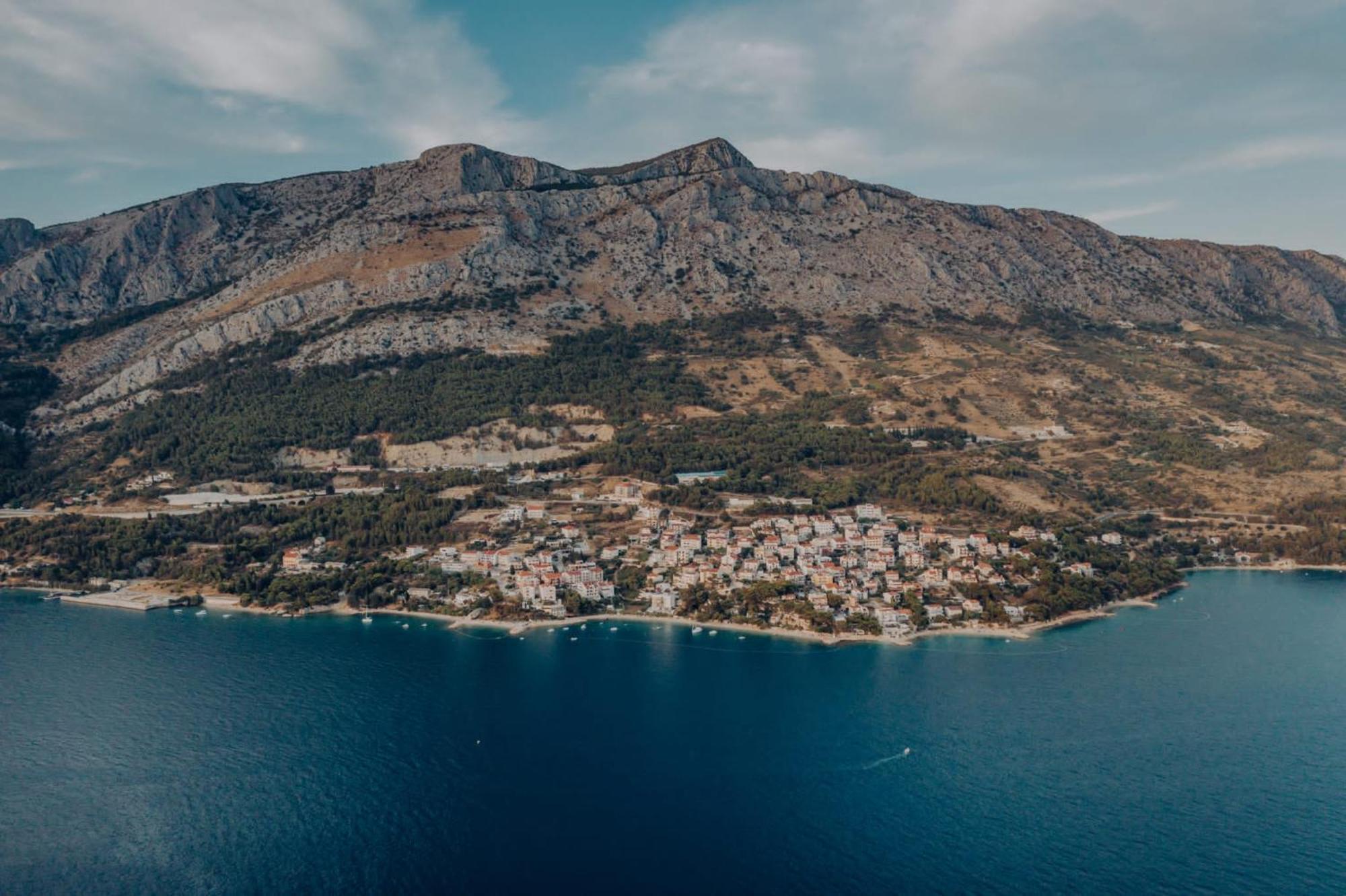 Apartmani Miljak Omiš Esterno foto