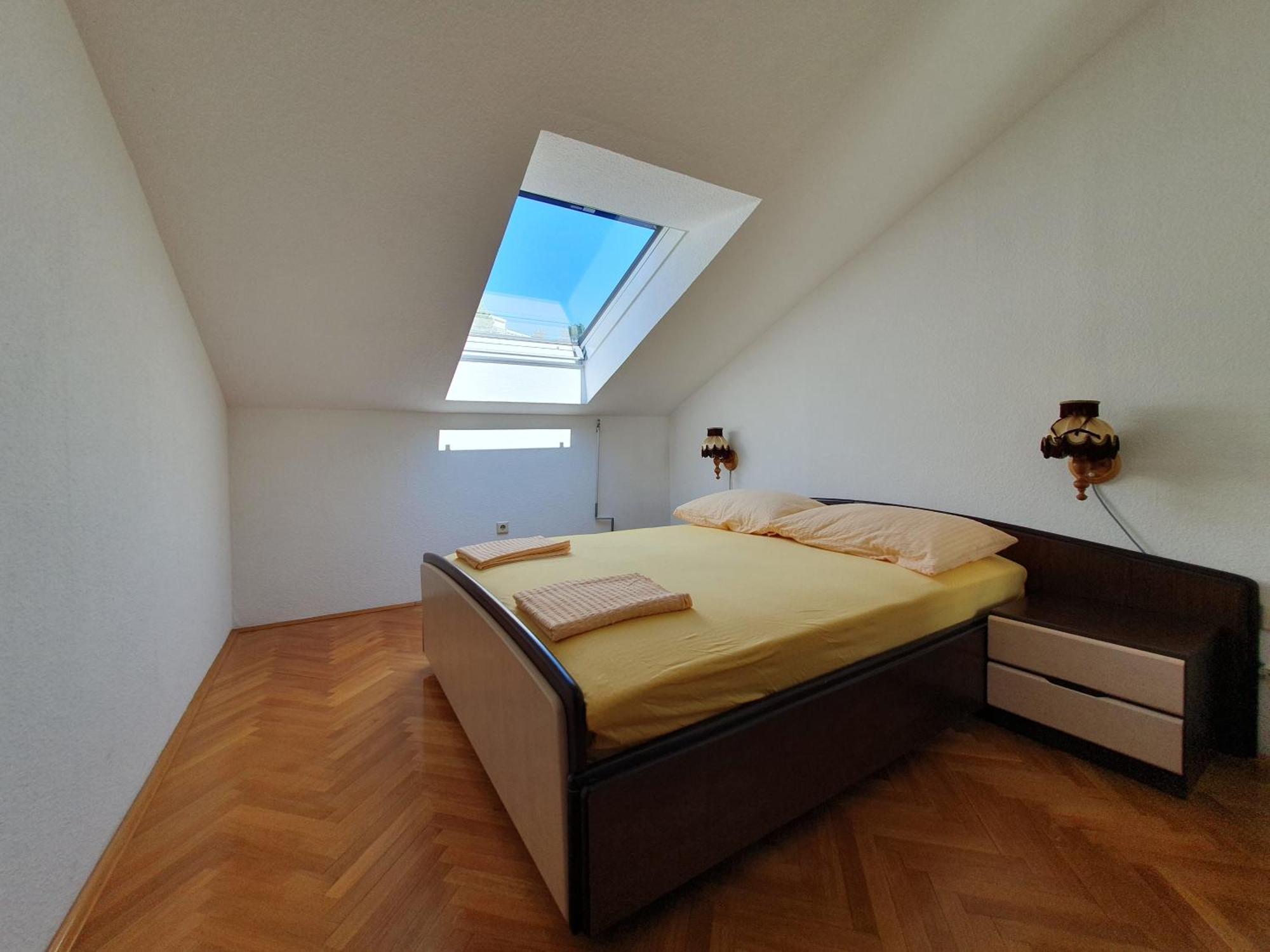 Apartmani Miljak Omiš Esterno foto