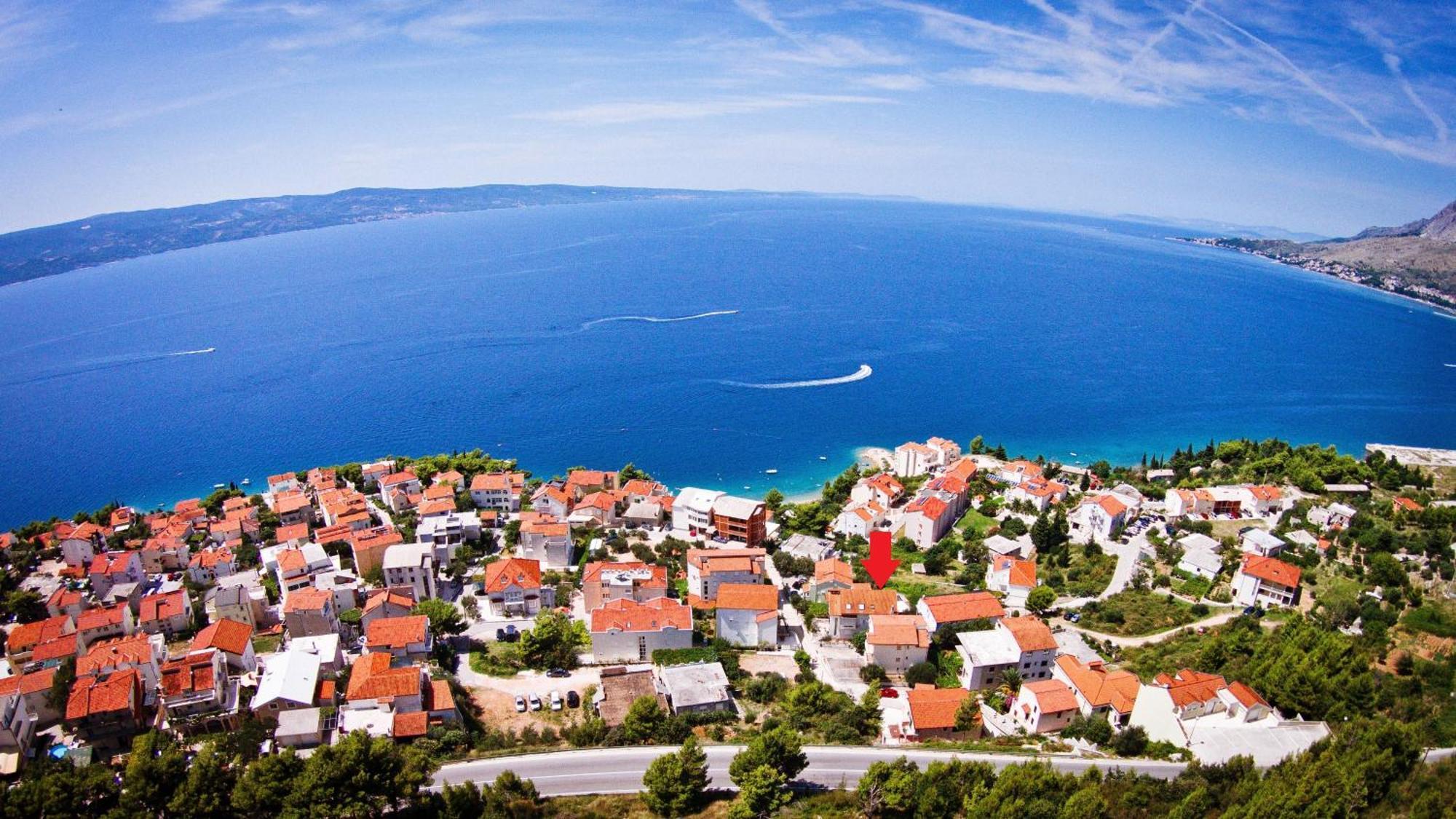Apartmani Miljak Omiš Esterno foto