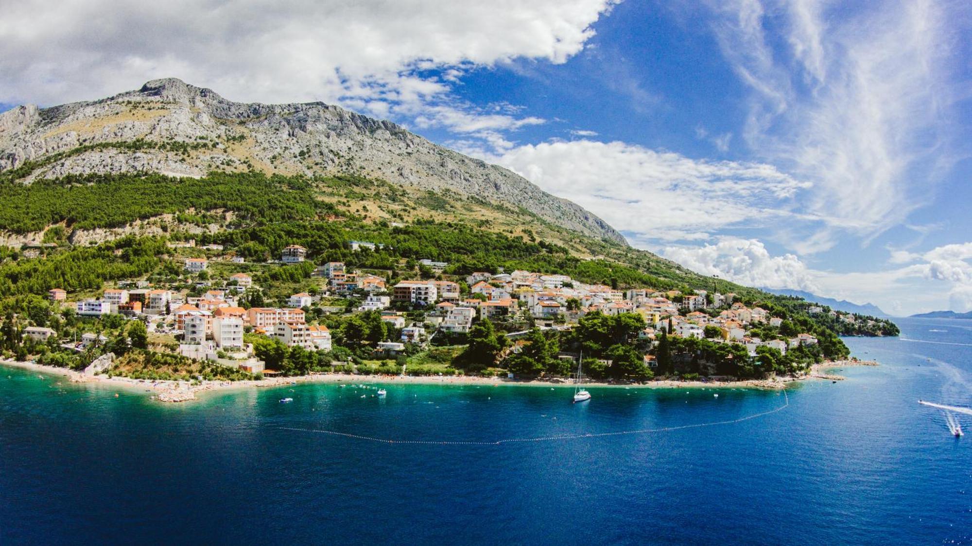 Apartmani Miljak Omiš Esterno foto